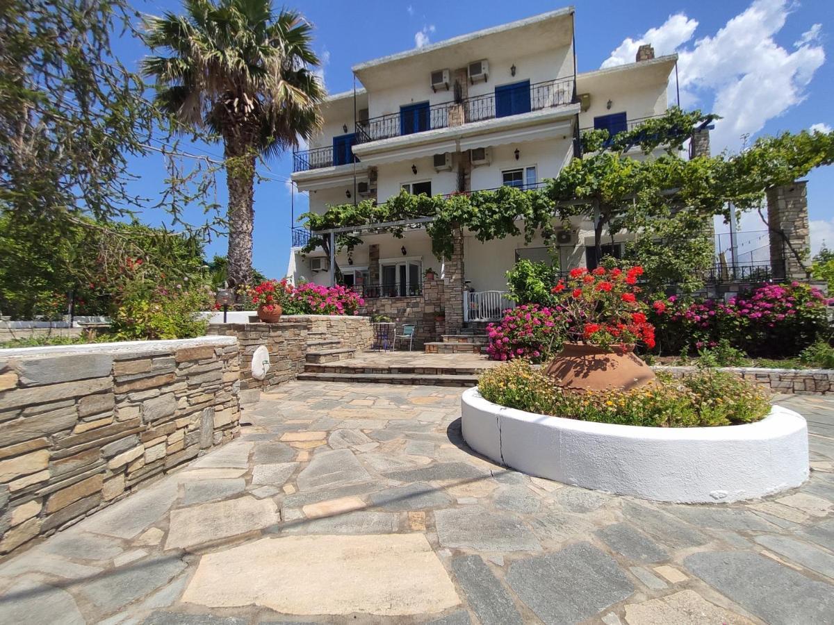 يميناريا Armeno Studios المظهر الخارجي الصورة